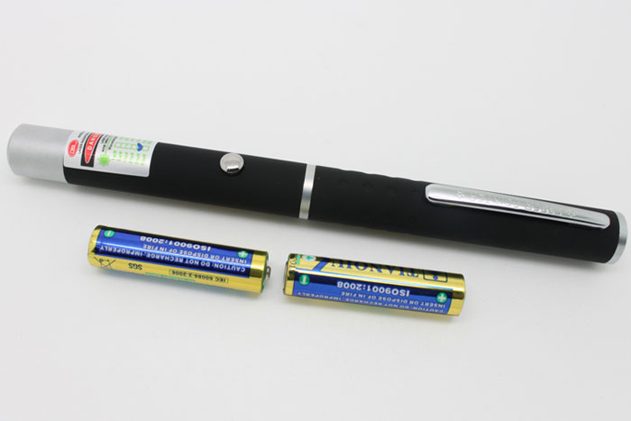 50mw 532nm 緑色 レーザーポインター ペン型 高い安定性